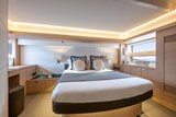 Owners cabin - full beam midship in light oak